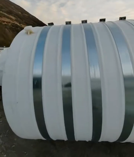 圆形武都塑料桶批量交付案例：结构稳定，适配多行业液体储运需求